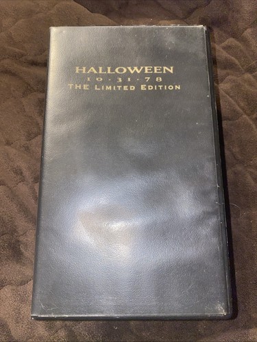 HALLOWEEN 10-31-78 LIMITED EDITION VHS BOX SET 21305/40000 ANCHOR BAY 1998 RARE - Picture 2 of 3