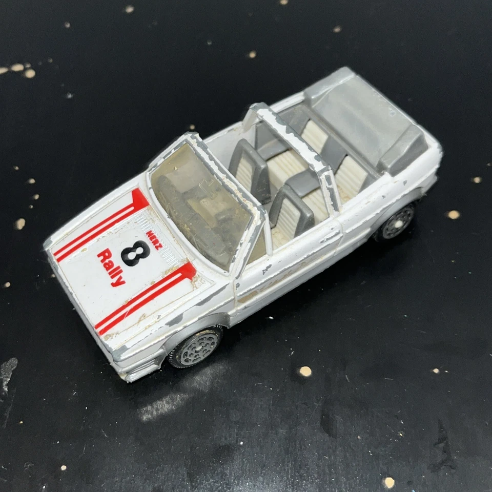 Used Hot Wheels Volkswagen Golf Cabriolet 8 Rally Collectors #7 — 第 2/4 张图片