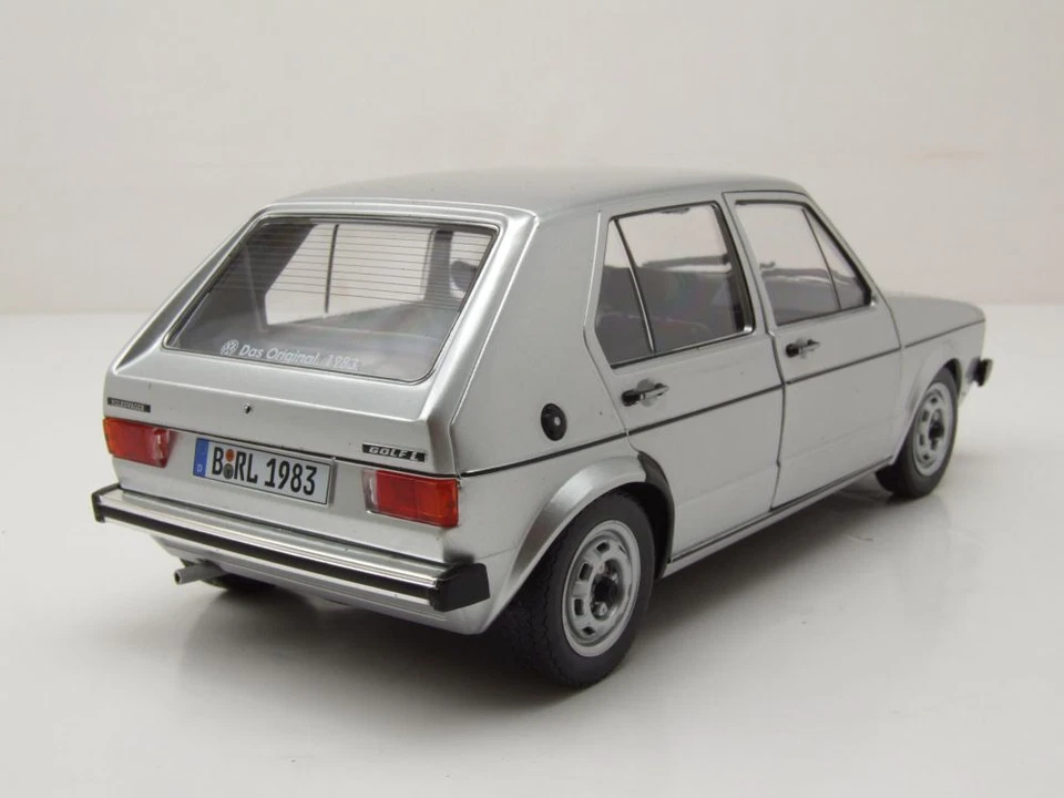 VW Golf 1 L 1983 Argento Modellino 1:18 Solido - Immagine 2 di 4