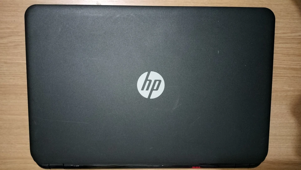 Notebook portatile HP 15-g000sl 15,6" AMD 320 HDD 4GB RAM DDR3 WIN10 - Immagine 2 di 4