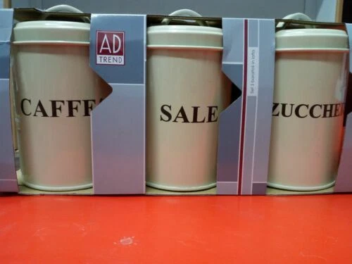 Contenitore in metallo per la casa