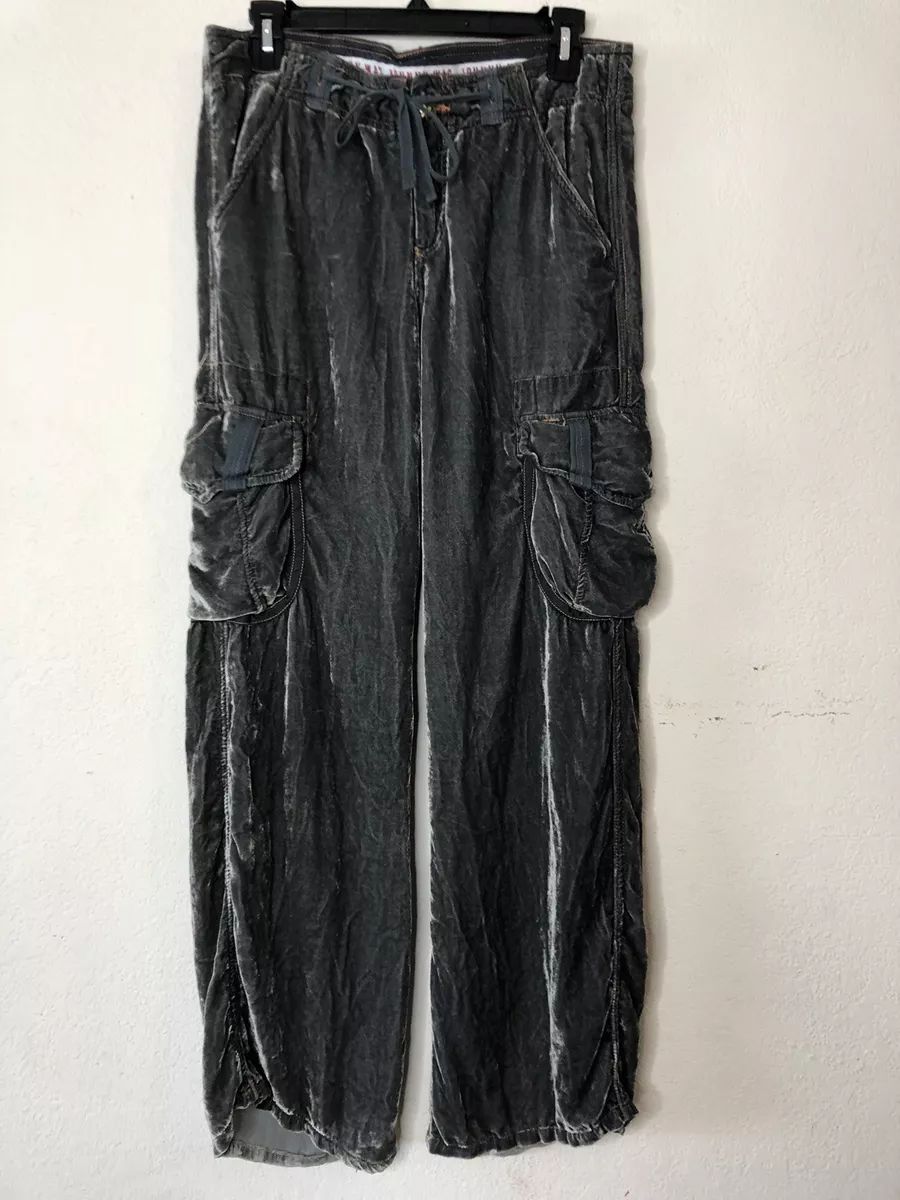 Johnny was cargo deals pants