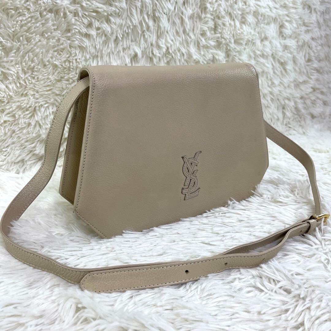cassandra shoulder bag