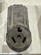 EAGLE OUTLET 30A 125/250V STRAIGHT BLADE RECEPTACLE W143