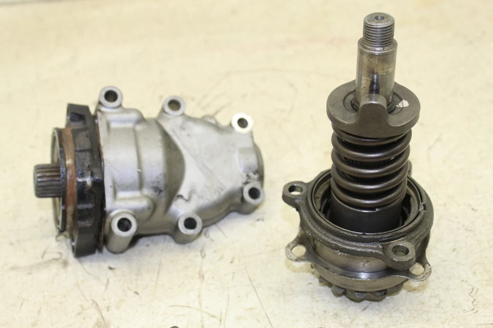 Suzuki Boulevard 2015 eje de transmisión salida engranaje cónico diferencial B12 Foto 3 de 3