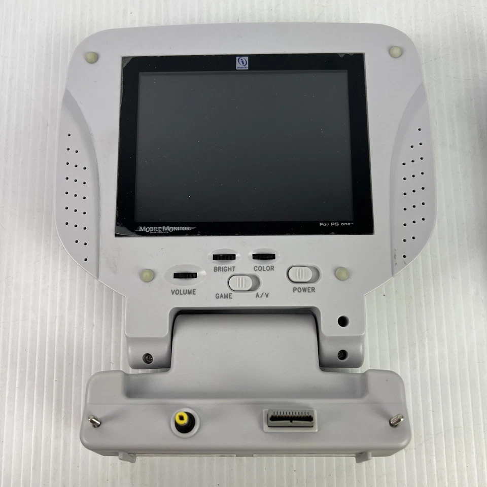 InterAct Mobile Monitor PS One With Box - Working with issues - Image 4 of 4