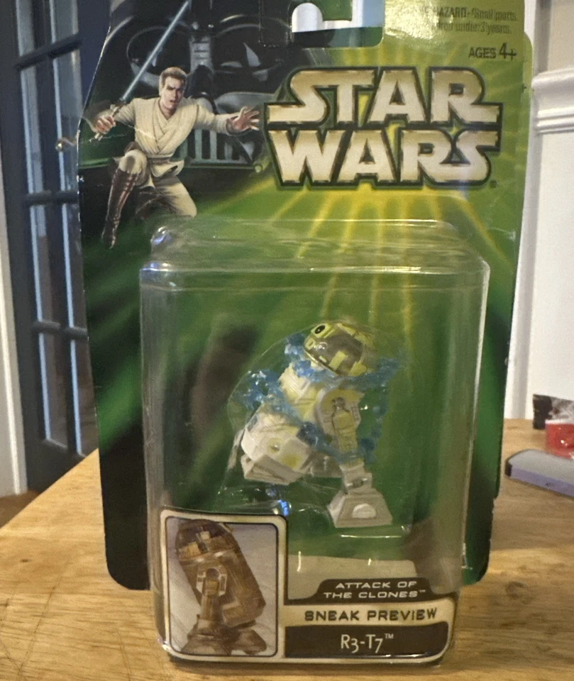 Conjunto completo de bonecos de ação Star Wars Attack of the Clones prévia 4-2001 novo - Imagem 2 de 4