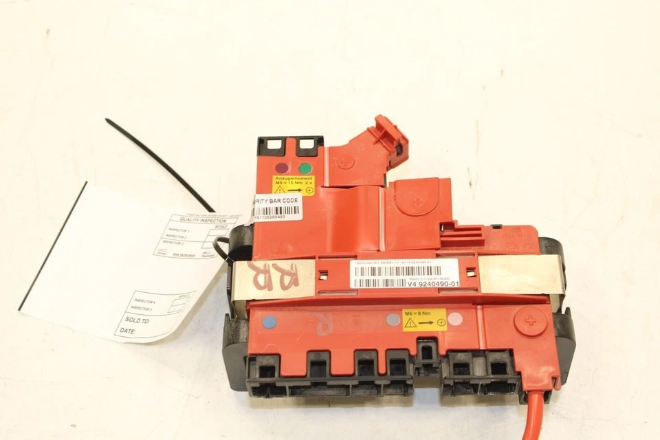 BMW 750Li xDrive 2010-2015 caja de distribución de batería positiva trasera con cable Foto 2 de 4