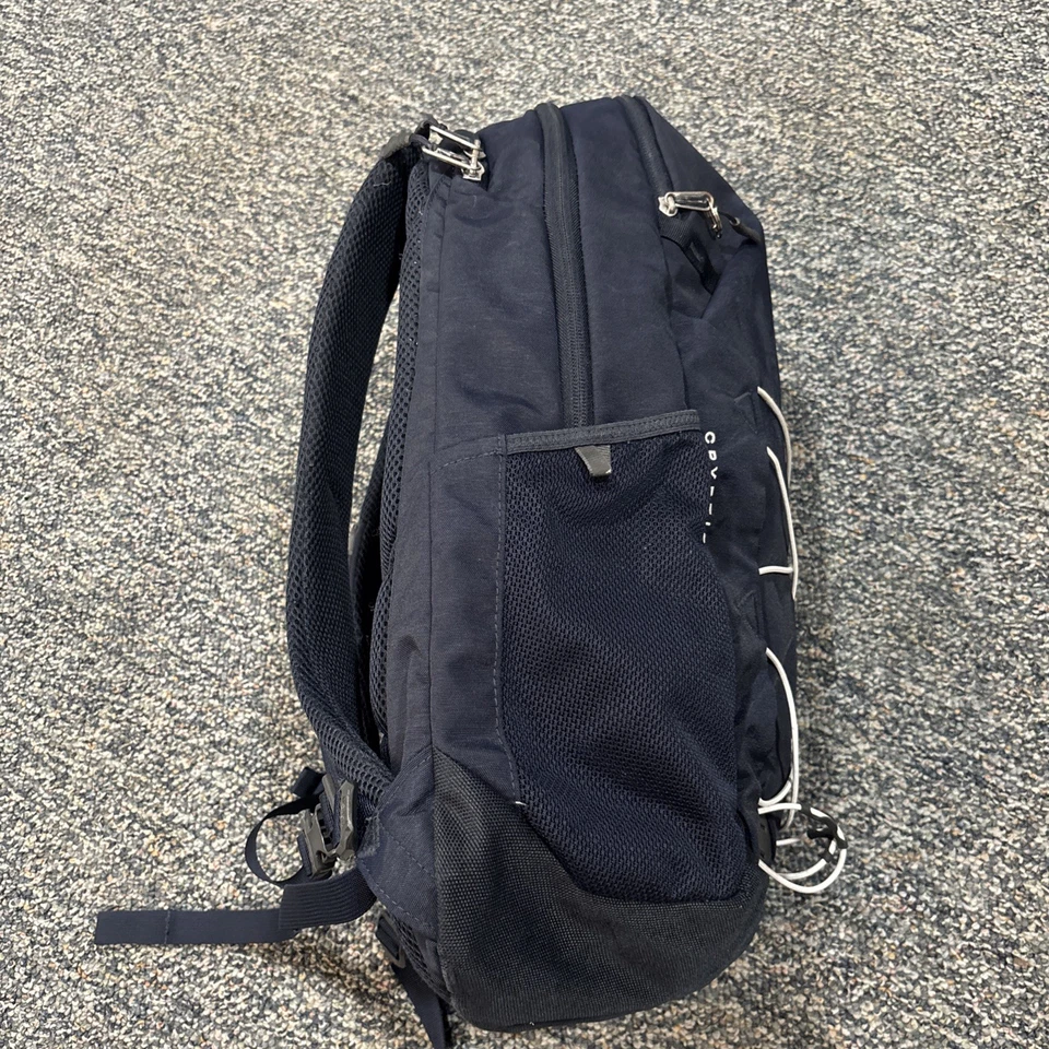 The North Face Cryptic Aviator Navy Light Heather Laptop School Backpack Daypack - Image 4 of 4