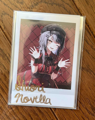 Ameri VINTAGE - shiori Hololive EN Shiori Novella New Costume 2025 Autographed bromide