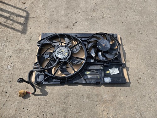 VW TRANSPORTER T5 2006 2.5 TDI COOLING FANS WITH HOUSING 7H0121201CN - Picture 2 of 9