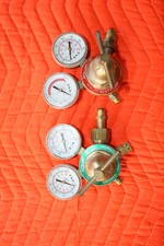 Welding Gauges Oxygen & Acetylene Regulators with hoses and Cutting Torch