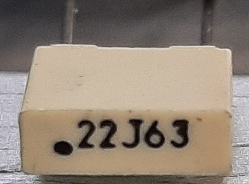 Capacitor, 220nF (0.22uF), 63V, Radial, 5mm pitch, Polyester, pack of 50 - Afbeelding 1 van 4