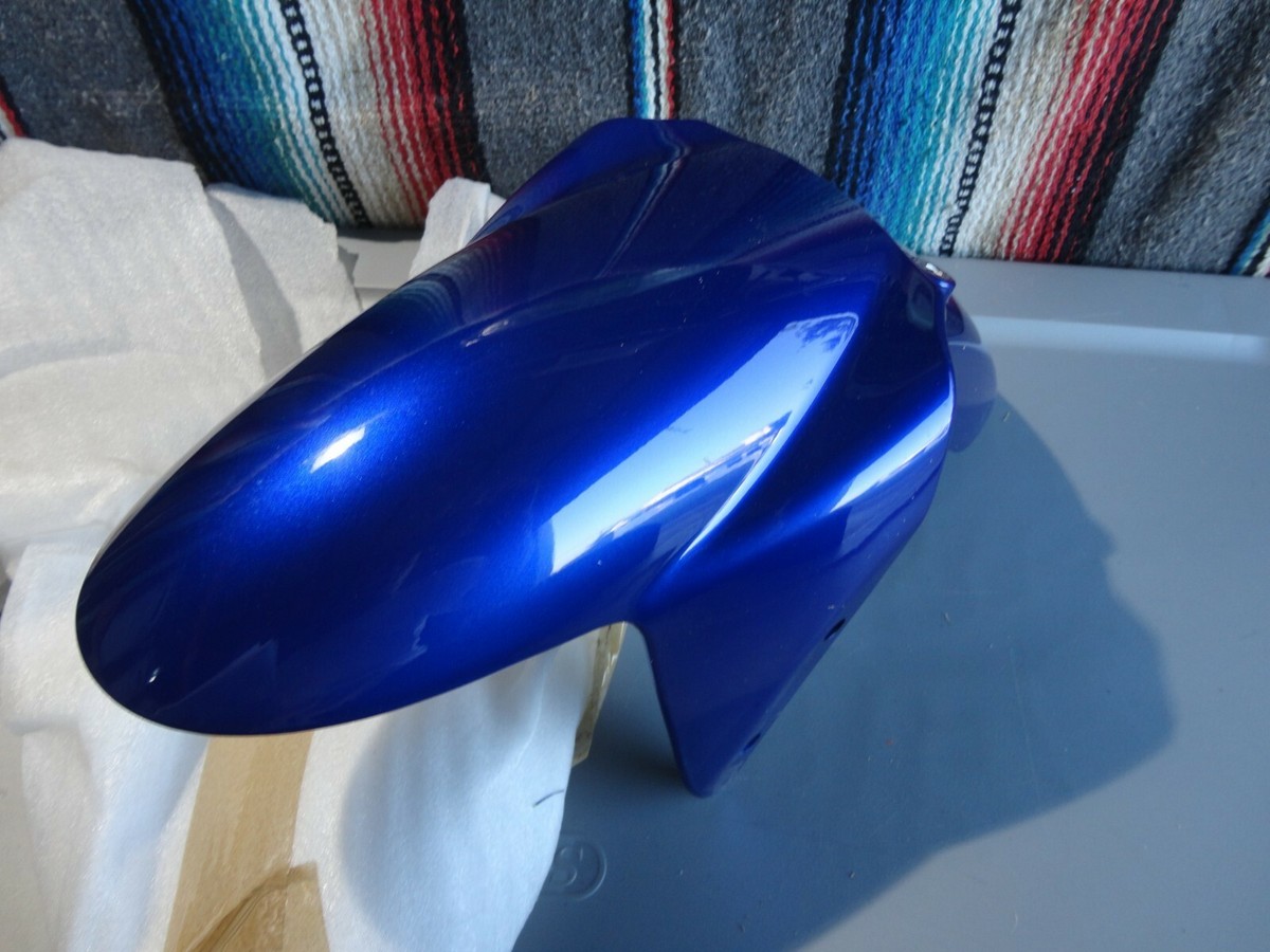 NEW OEM TRIUMPH SPEED TRIPLE 1050 FRONT FENDER SAPPHIRE BLUE