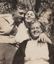 Three Smiling Friends Close Up Joyful Outdoors Group Portrait 1940s