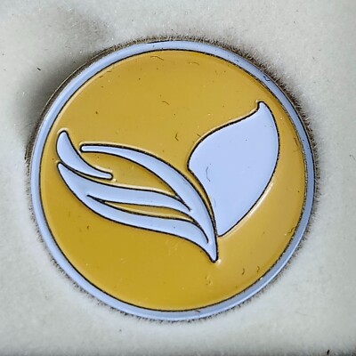 Maui Hawaii Royal Kaanapali Golf Course Floral Whale Tail 1in Ball Marker Coin f