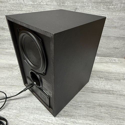 Insignia NS-SBAR21F20 2.1-Channel Wireless SUBWOOFER ONLY+power cord - Picture 3 of 10