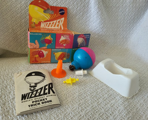 Vintage 1969 Mattel Wiz-z-zer Spinning Top w Manual Box Wizzzer 