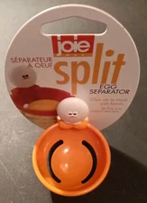 Joie Split Egg Separator - Clips On To Most Sized Bowls NEW