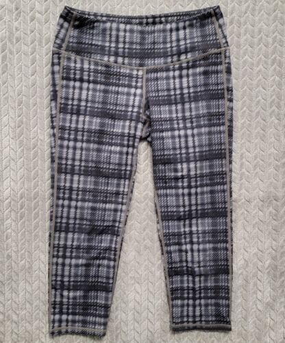 Athleta Plaidness Chaturanga Capri Tights Yoga Pants Small Gray Plaid 428267-01