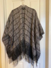 Cejon  Pashmina/Shawl/Wrap  Boucle   Fringed  Gray Plaid  63'' x 21''