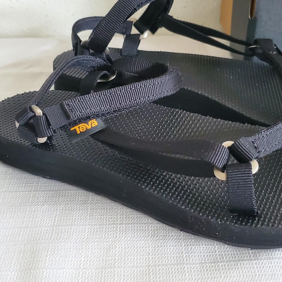 NEW WOMENS 7 BLACK 1150110 TEVA ORIGINAL UNIVERSAL SLIM SPORT SANDALS