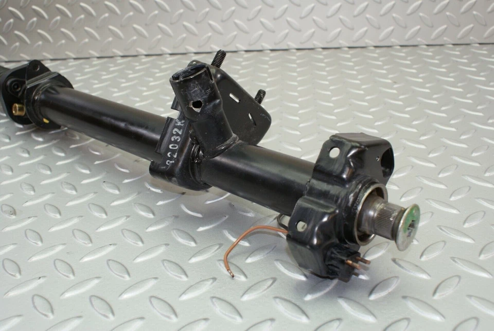 ⚙2841⚙ Columna de dirección Mercedes-Benz C123 280CE cupé Foto 2 de 4