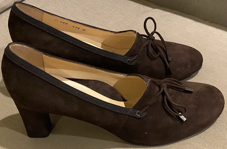 *Beautiful* Taryn Rose Brown Suede Pumps Heels EU 41.5 US 10.5 - Image 4 of 4