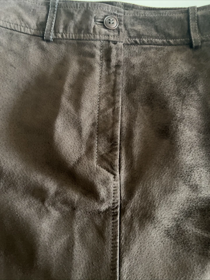 Minifalda vintage de cuero gamuza marrón Siena Studio talla 8 forrada con cremallera frontal Foto 3 de 4