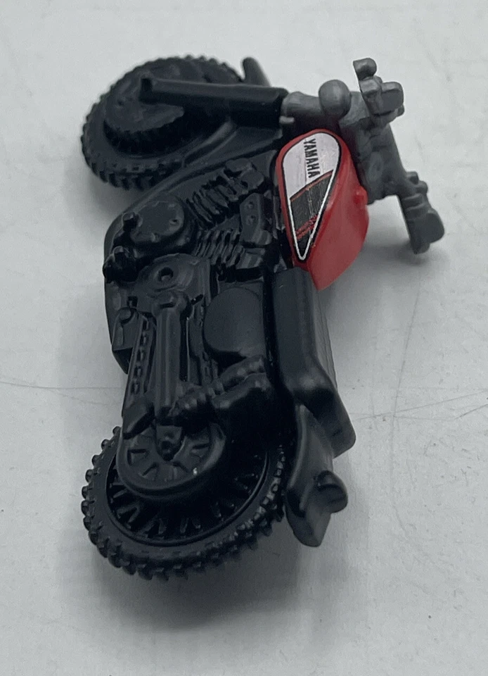 Motocicleta Matchbox #89 Yahama SCR 950, 2018 Foto 4 de 4