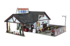 NEW Woodland Ethyl's Gas & Service Built HO Scale BR5048