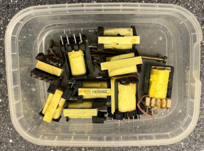 Lot of Vintage Yellow Transformers / Inductors   Untested Electronic Components