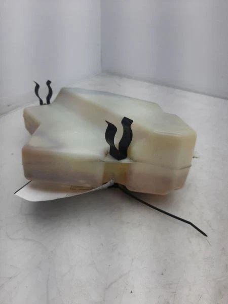 Coolant Reservoir 3.5L Fits 2002-2007 BUICK RENDEZVOUS 15250668 - Image 4 of 4