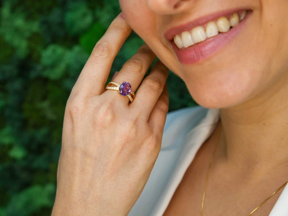 3.21 Ct Oval Cut Natural Amethyst & Diamond Wedding 14K Ring Yellow Gold Sz 8.5 - Image 4 of 4