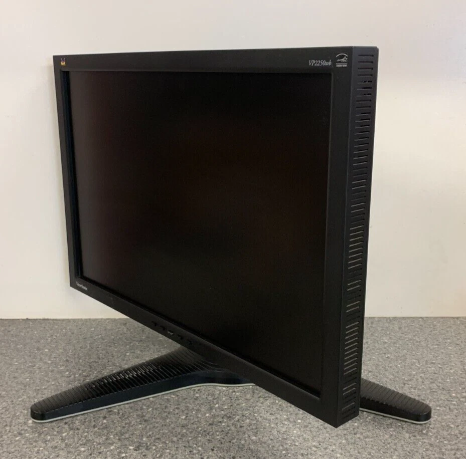 ViewSonic  VP2250WB     LCD 22"   Widescreen Monitor - Image 2 of 4