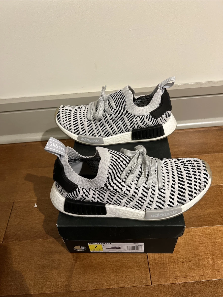 Nmd_r1 stlt pk running clearance shoe