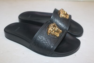 Versace Women display picture 2
