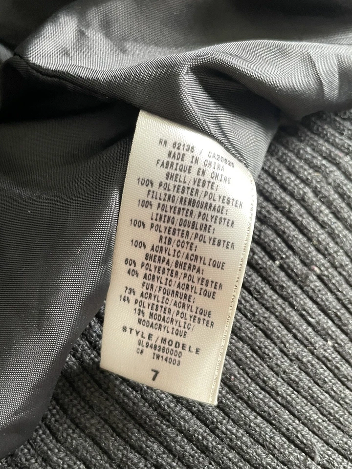 Guess Girls Black Puffer Jacket (size 7) Vintage Y2k Model E Style E - Image 3 of 4