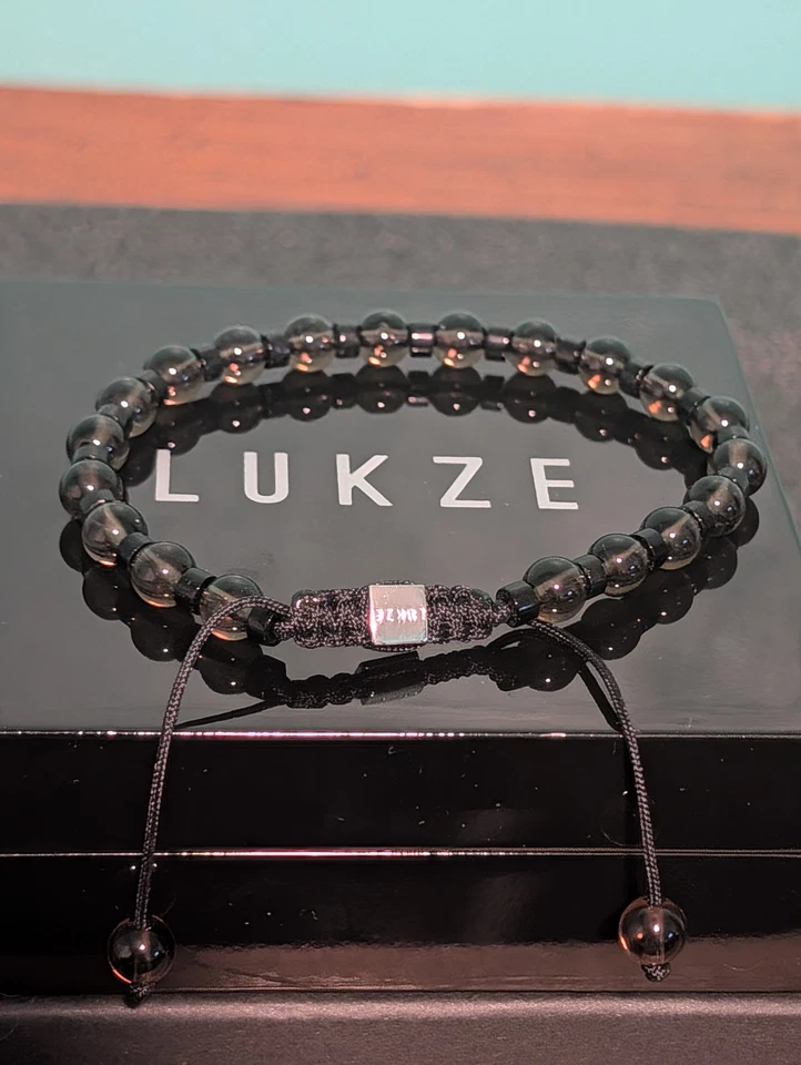 LUKZE Onyx + Smokey 石英 Macramé 6 毫米珠手链 — 第 2/4 张图片