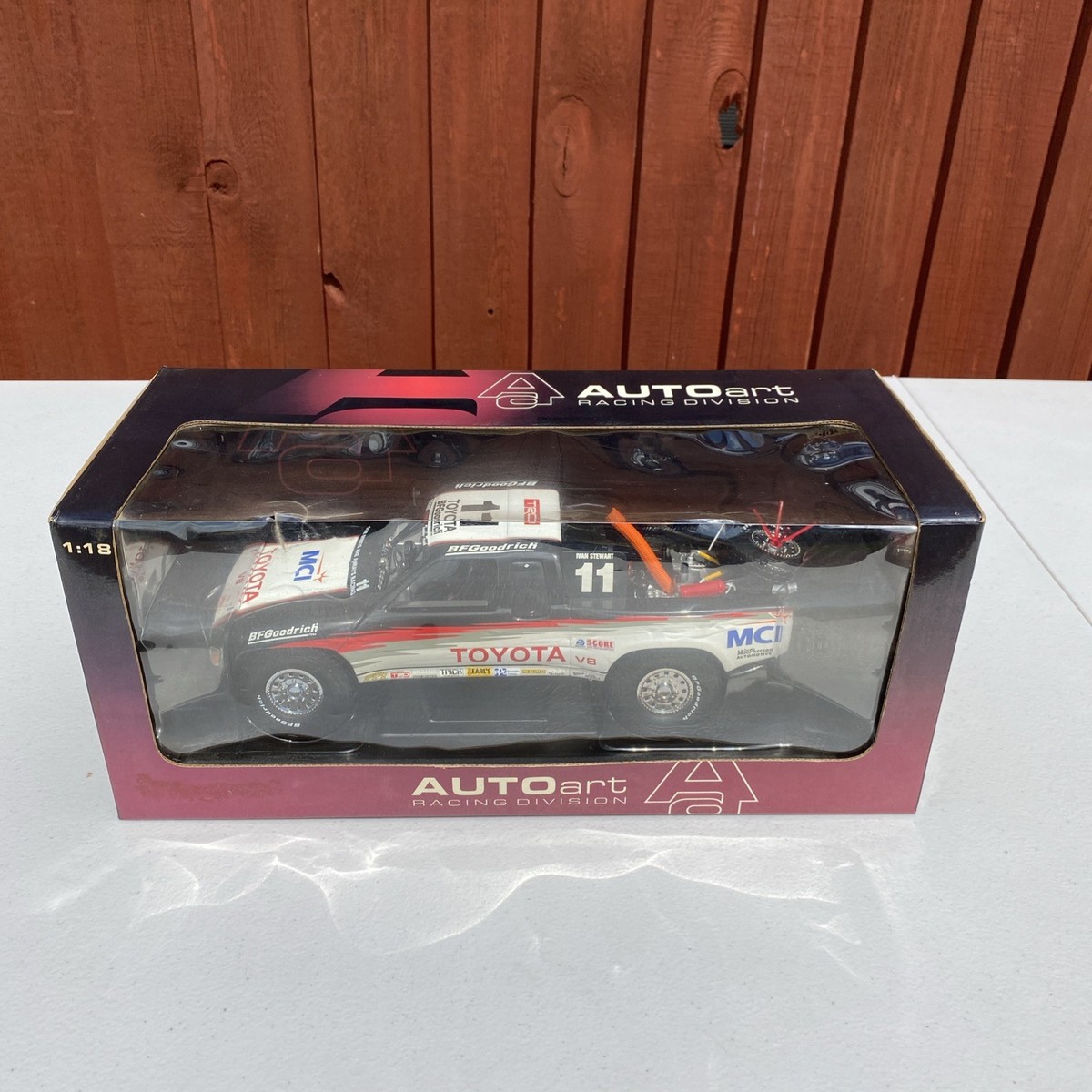 AUTOART 1:18 TOYOTA TROPHY TRUCK MCI 1998 IVAN STEWART VERY RARE 