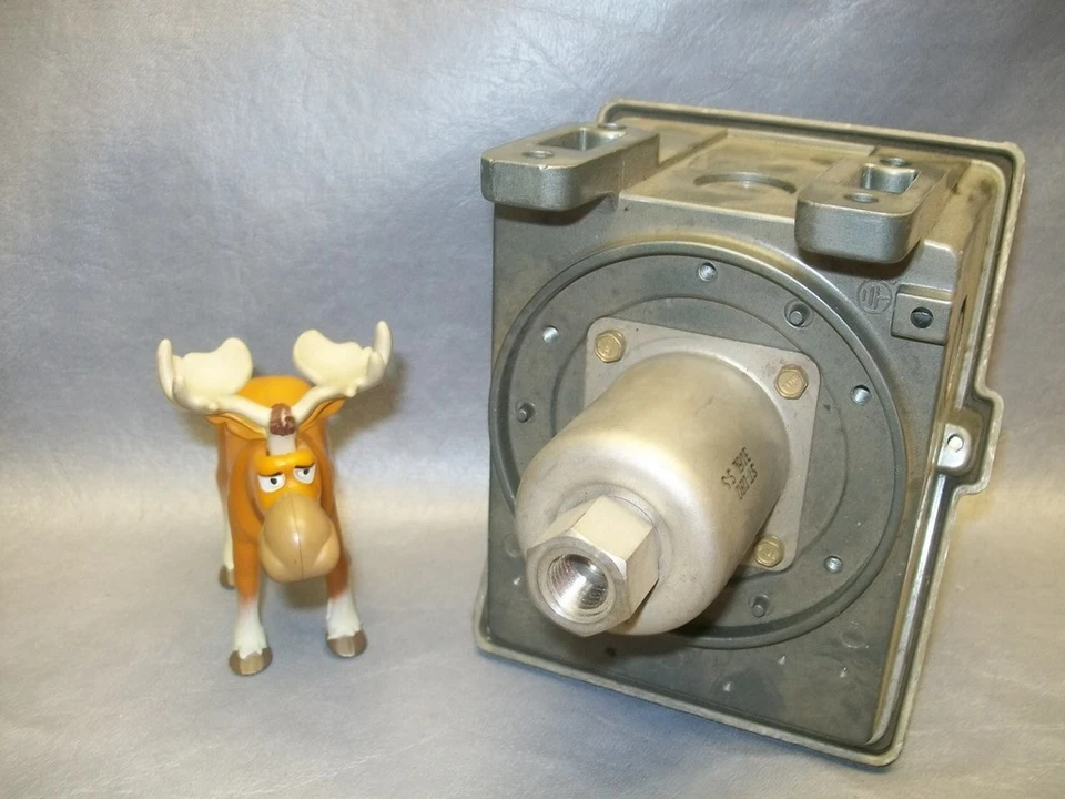 Controlador de presión United Electric J402F1 S146 Foto 2 de 2