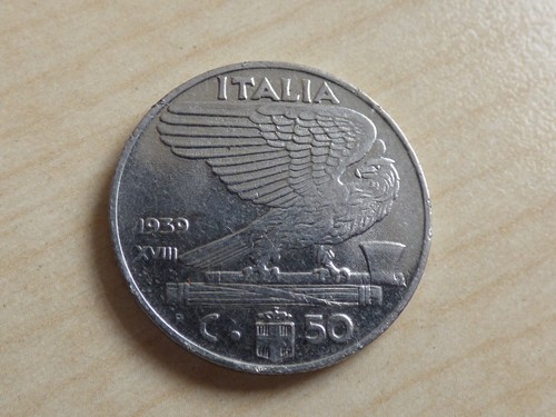 Italy Choose your date Each Coin has its own Pictures Honey Bee, Grape cluster - Picture 15 of 38
