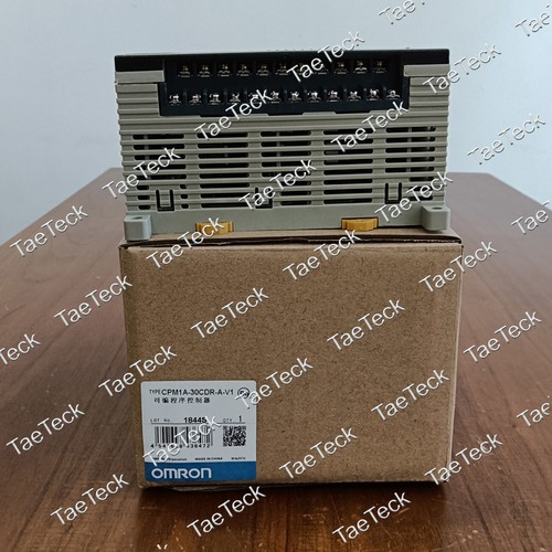 Omron CPM1A-30CDR-A-V1 PLC Module CPM1A30CDRAV1 New In Box Expedited Shipping - 第 3/6 張圖片