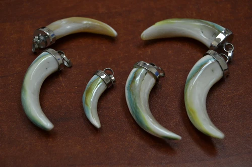 6 PCS ASSORT PEARL GREEN JADE TURBO SHELL PENDANTS #P-216