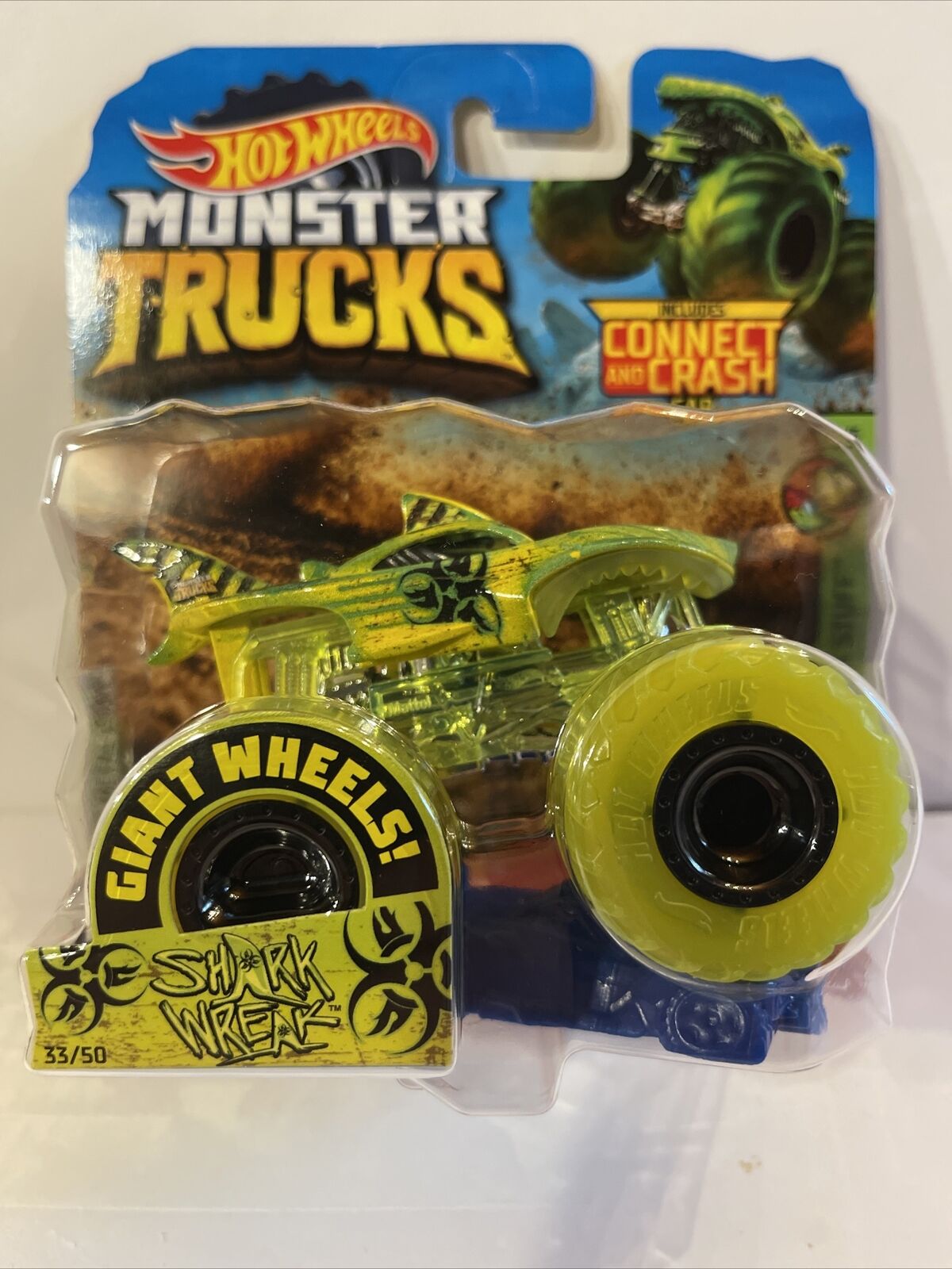 Hot Wheels Monster Trucks Shark Wreak, Oversized 1:24 Scale Die cast