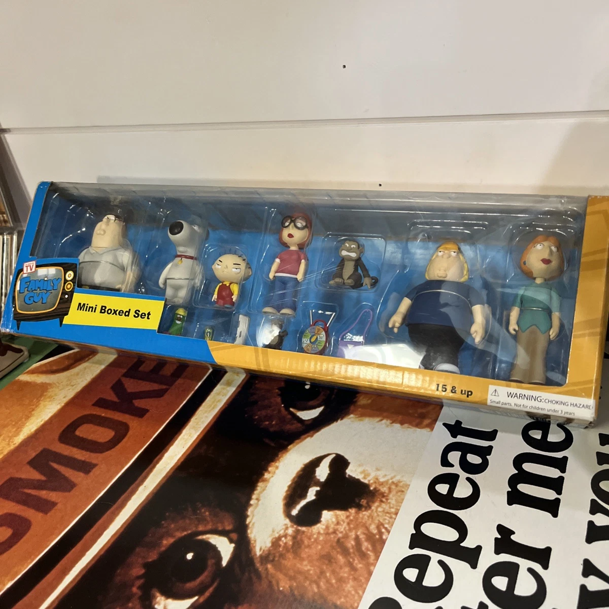 Mezco Family Guy Action Figure Cartoon & TV Character Action