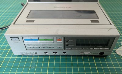 Vintage 1984 Panasonic Omnivision PV-9000 Portable VHS VCR w/ PV