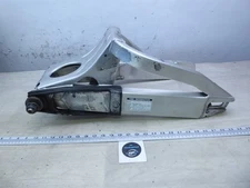 2001 Yamaha FZR600R FZR R6 Y20742) rear swingarm swing arm 