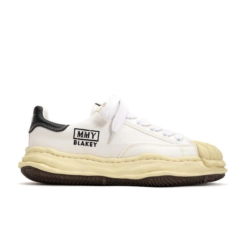 Sneakers basse Maison Mihara Yasuhiro Blakey bianco A09FW732 56533478