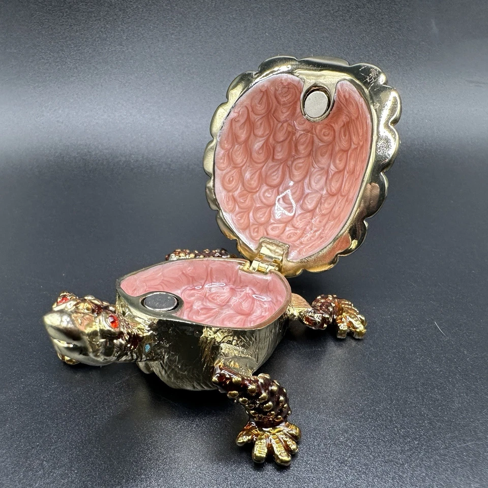 TURTLE Trinket / Ring Box - Metal - Enamel - Hinged - Magnetic - Image 3 of 4